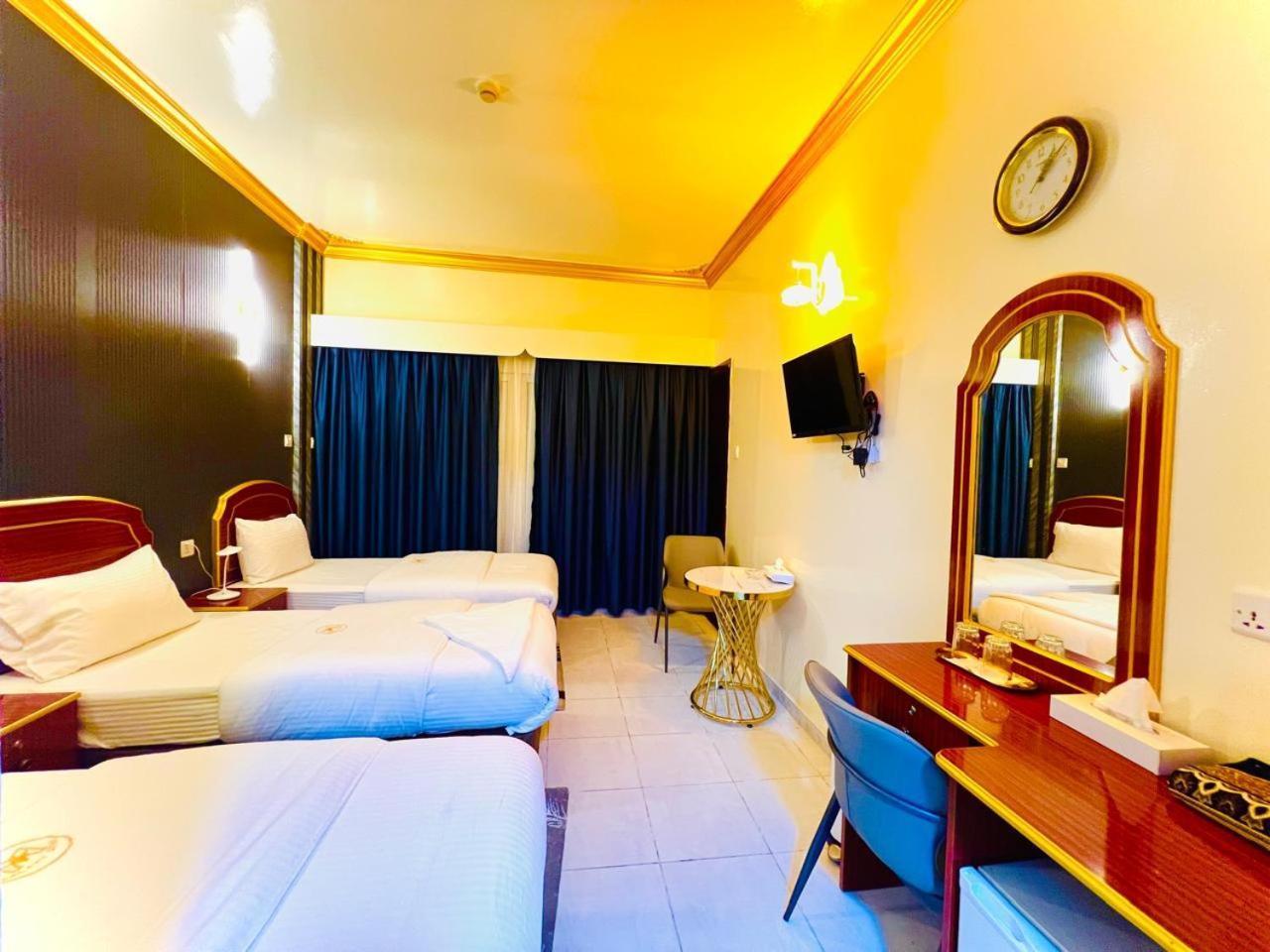 Galaxy Star Hotel Dubai Exterior photo